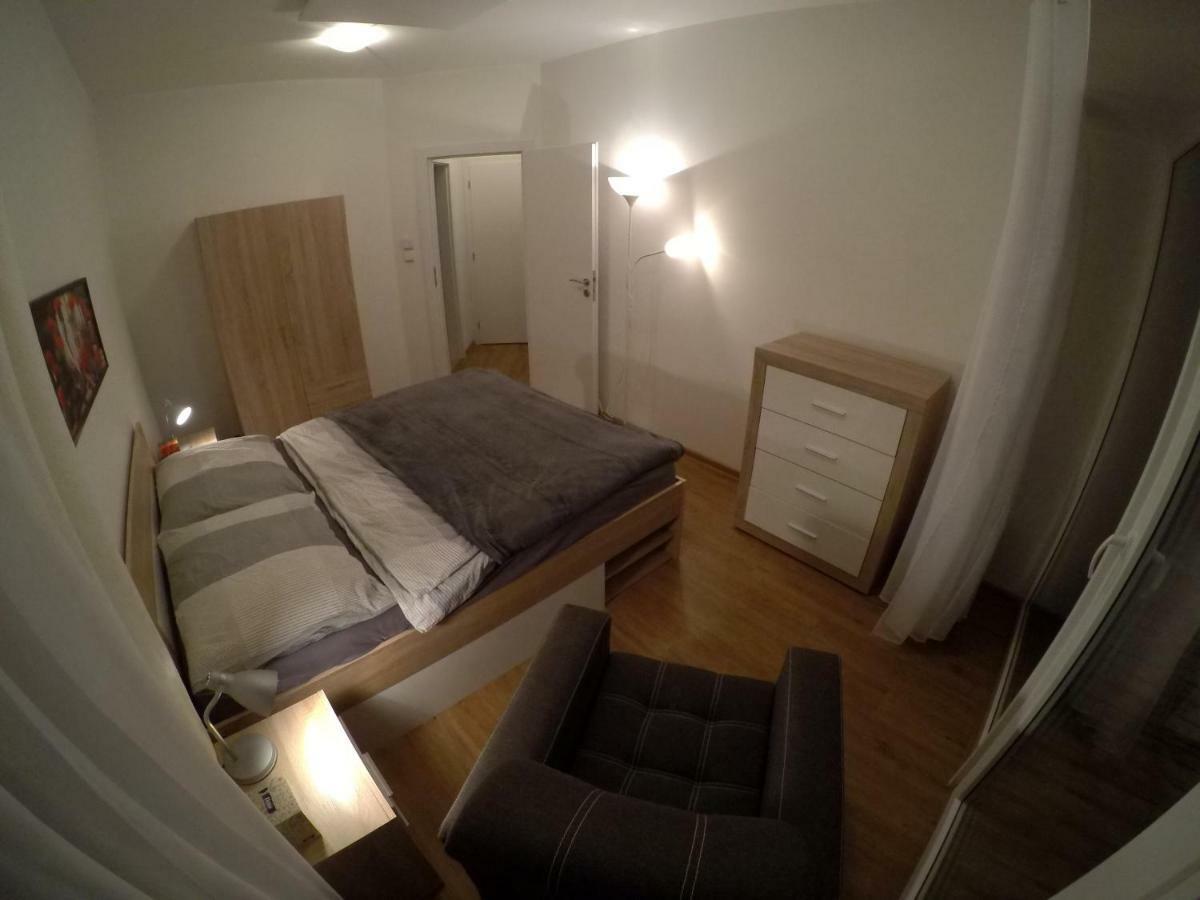 Apartman Reggie - Pec Pod Snezkou Exteriör bild