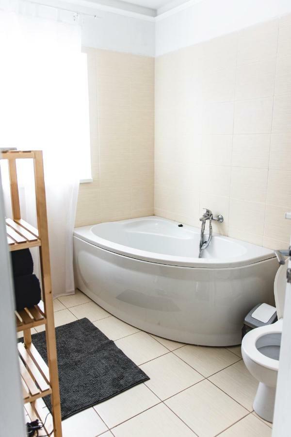 Apartman Reggie - Pec Pod Snezkou Exteriör bild